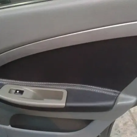 Tapizado de Puerta de Autos